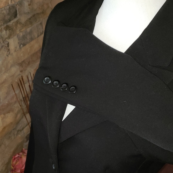 Jacket - Picture 2 of 4